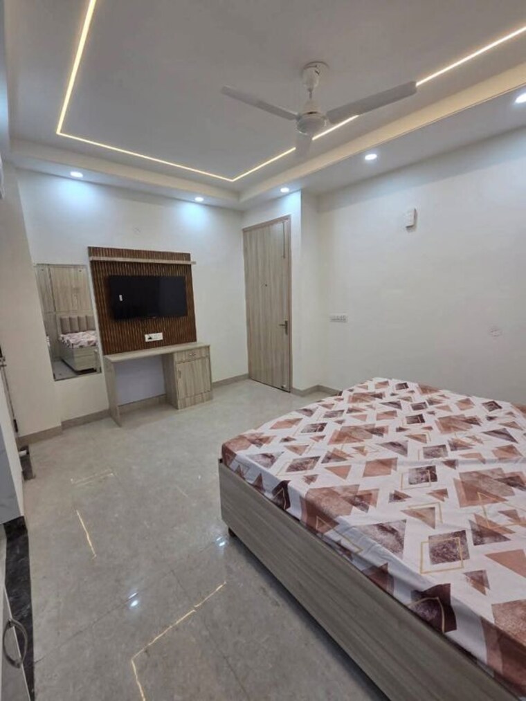 Bedroom, allure-homes 1 RK 600 Sq.Ft. Builder Floor In Sector 14 Gurgaon 10516907
