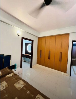 Bedroom in 3 BHK Apartment at Shalimar Belvedere Court, Gomti Nagar – for Rent