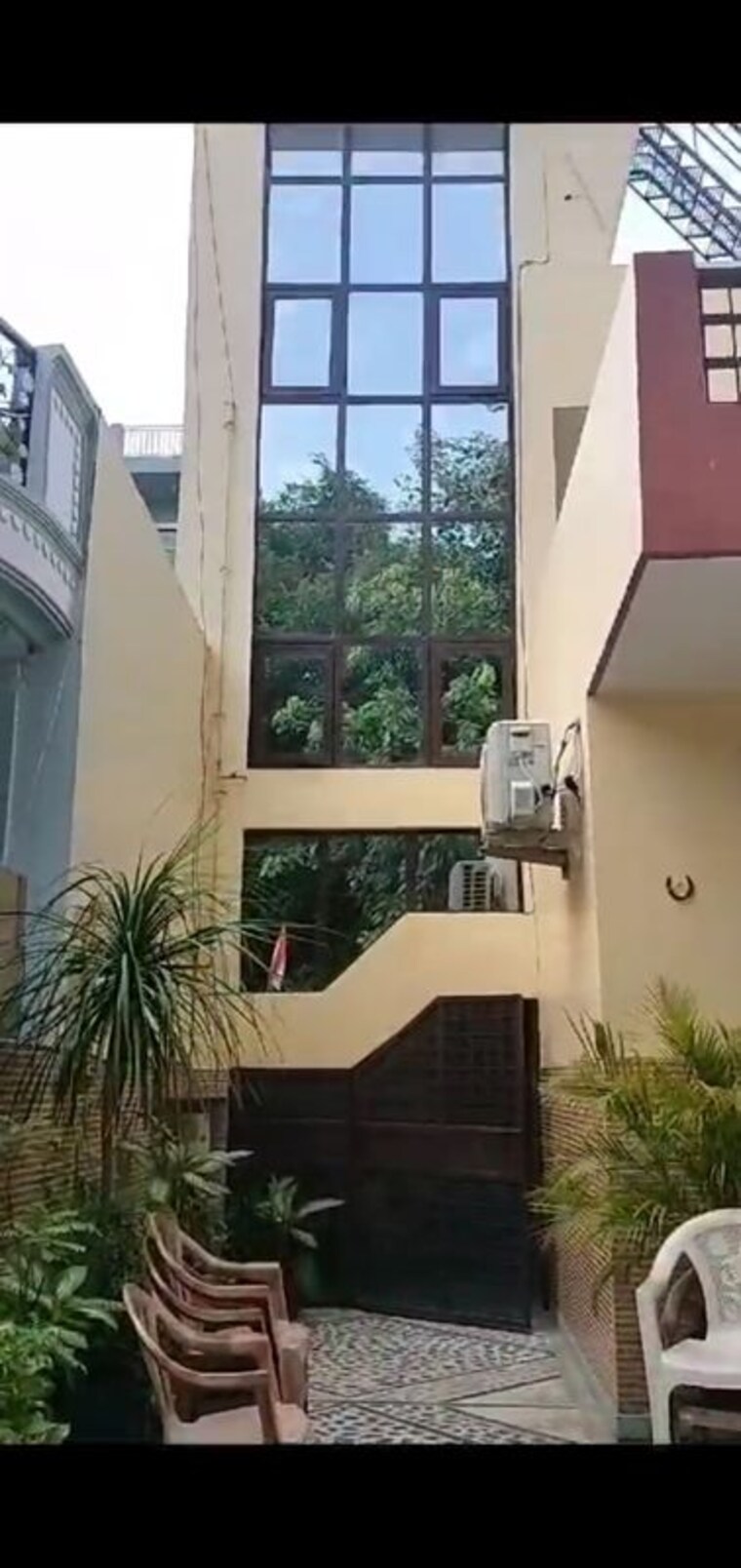 Balcony, palam-vihar-residents-association 3 Bedroom 1500 Sq.Ft. Builder Floor In Palam Vihar Gurgaon 10516924