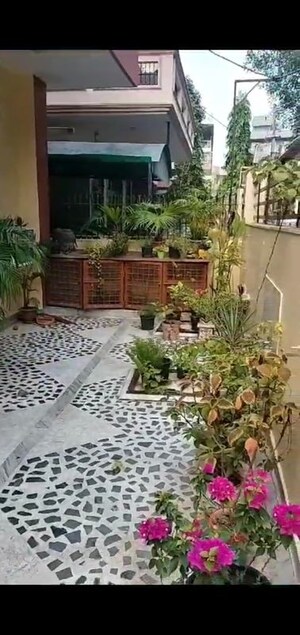 Balcony in 3 BHK Builder Floor at Palam Vihar Residents Association, Palam Vihar – for Rent