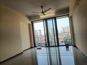 Room in 2 BHK Apartment at Sadguru Complex I, Goregaon East – for Rent