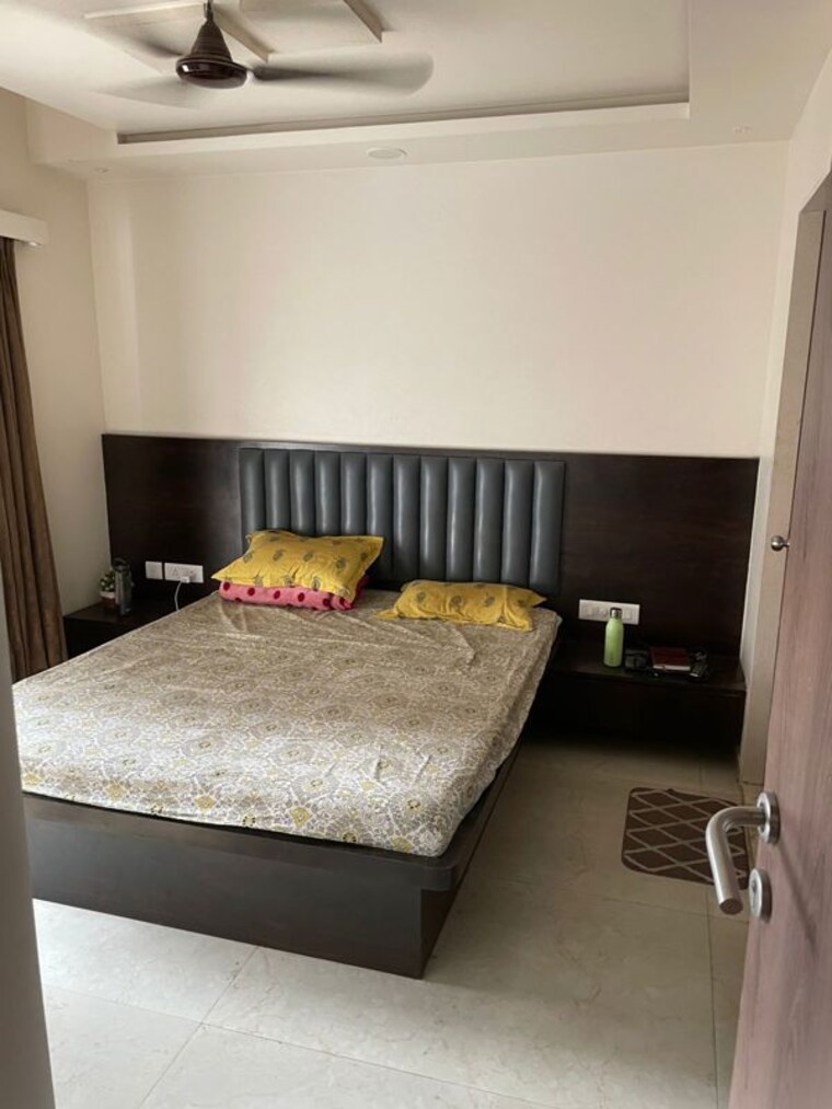 Bedroom, dosti-west-county-phase-2-dosti-cedar 2 Bedroom 575 Sq.Ft. Apartment In Balkum Pada Thane 10516989