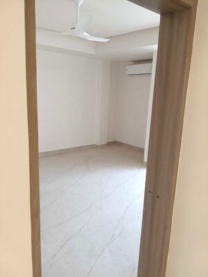 Room in 2 BHK Apartment at Ramdaspeth – for Sale