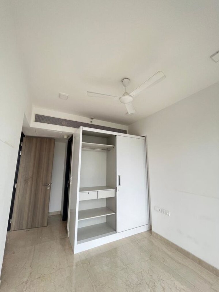 Room, lodha-the-park 2 Bedroom 897 Sq.Ft. Apartment In Worli Mumbai 10517030
