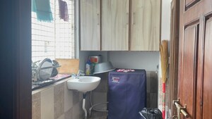 Team Area in 3 BHK Apartment at Madhapur – for Sale