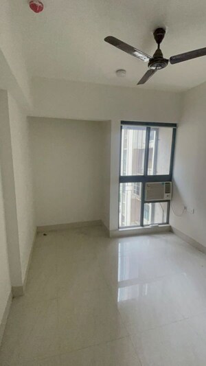 Room in 1 BHK Apartment at Lodha Crown Quality Homes, Majiwada – for Rent