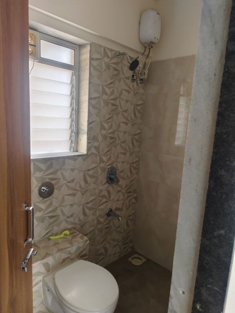 Bathroom, puraniks-elito-grand-central 2 Bedroom 627 Sq.Ft. Apartment In Vartak Nagar Thane 10517048