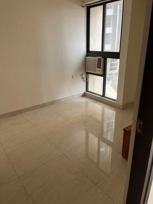 Room in 2 BHK Apartment at Lodha Crown Quality Homes, Majiwada – for Rent