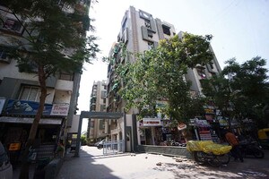 1 BHK Apartment For Sale in Narol