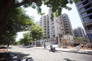 3 BHK Apartment For Sale in Raysan