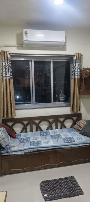 Bedroom in 1 RK Apartment at Prabhat Apartment Prabhadevi, Prabhadevi – for Rent