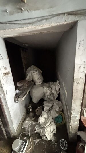 Warehouse – Exterior View View at Geeta Colony - for Rent