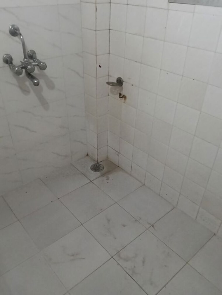 Bathroom, vinayak-chs-borivali 1 Bedroom 420 Sq.Ft. Apartment In Borivali West Mumbai 10517214