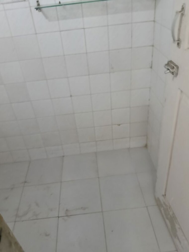 Bathroom, vinayak-chs-borivali 1 Bedroom 420 Sq.Ft. Apartment In Borivali West Mumbai 10517214