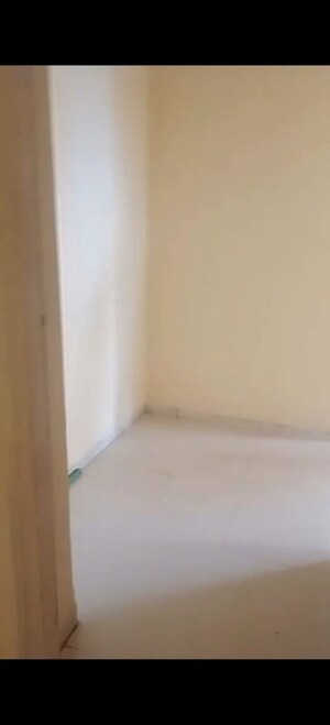Room in 1 BHK Apartment at Nidhi Aryan Paradise, Titwala – for Rent