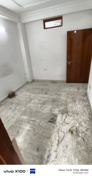 Room in 2 BHK Builder Floor at Shaheen Bagh – for Sale