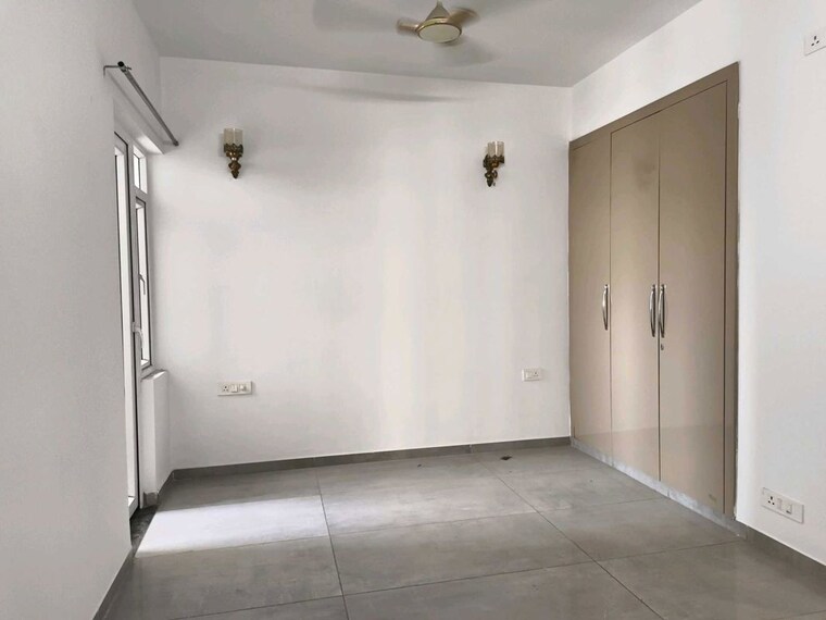 Room, sector 22 3 Bedroom 1700 Sq.Ft. Builder Floor In Sector 22 Gurgaon 10517246