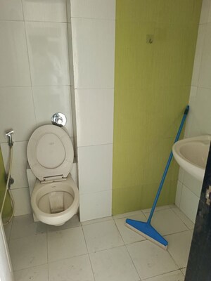 Bathroom in 2.5 BHK Apartment at Amann Marina, Worli – for Rent