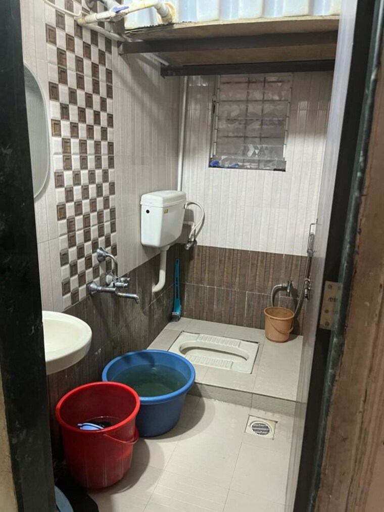 Bathroom, balaji-heights-kharadi 1 Bedroom 450 Sq.Ft. Apartment In Kharadi Pune 10517267