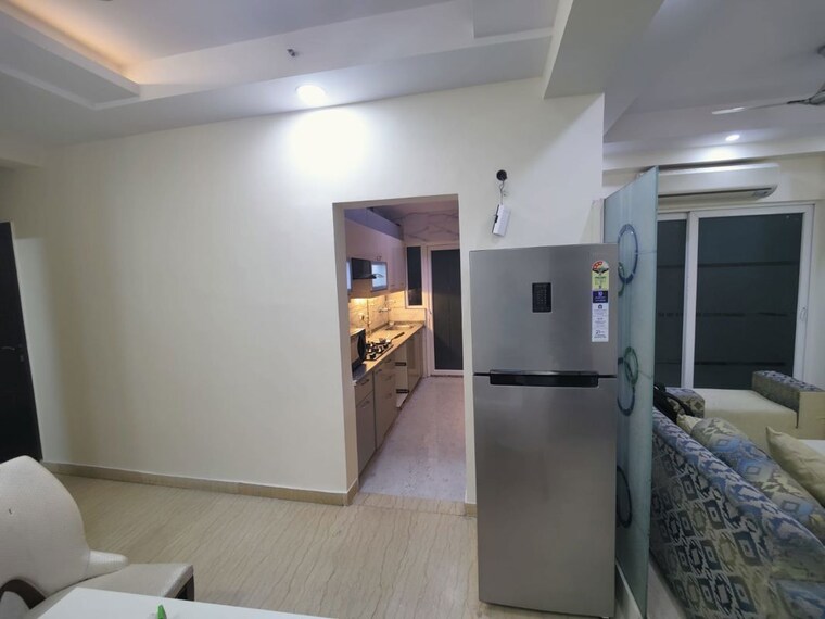 Living Room, mahagun-moderne 3.5 Bedroom 1900 Sq.Ft. Apartment In Sector 78 Noida 10517283