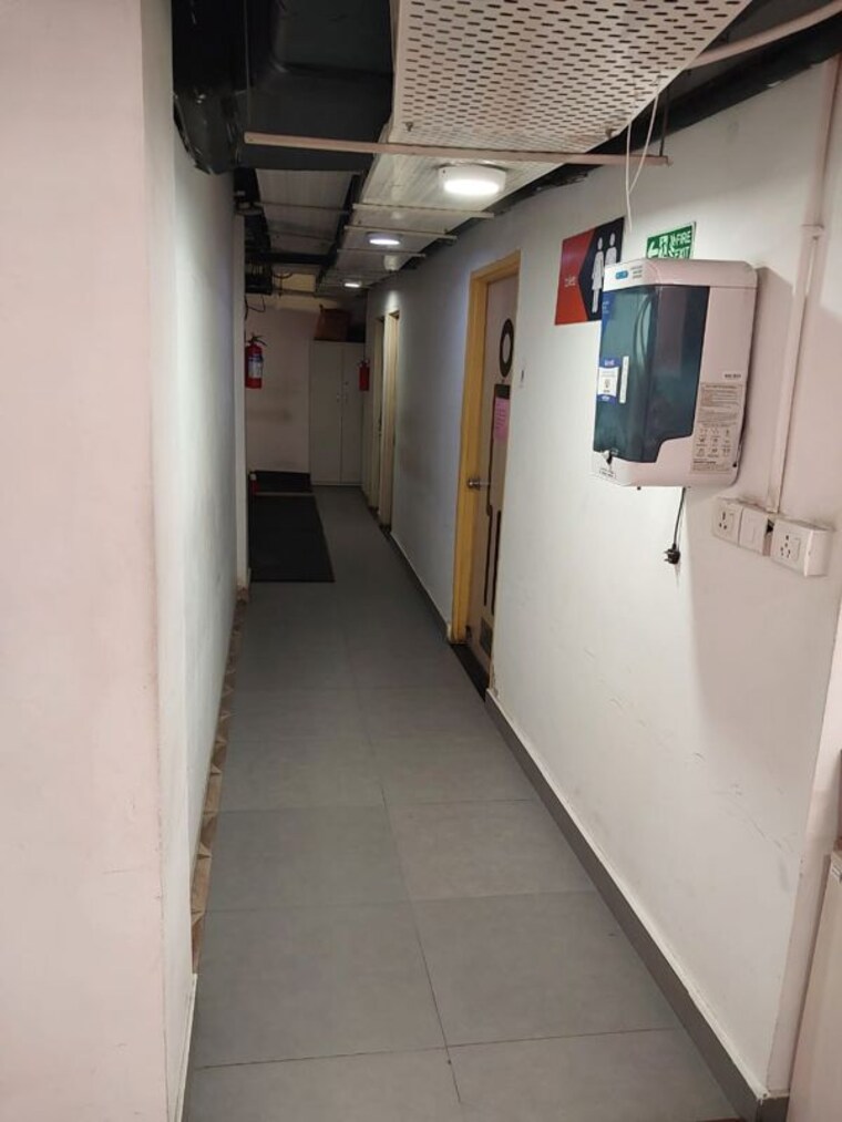 undefined, jhandewalan Commercial Office Space 7200 Sq.Ft. In Jhandewalan Delhi 10511922