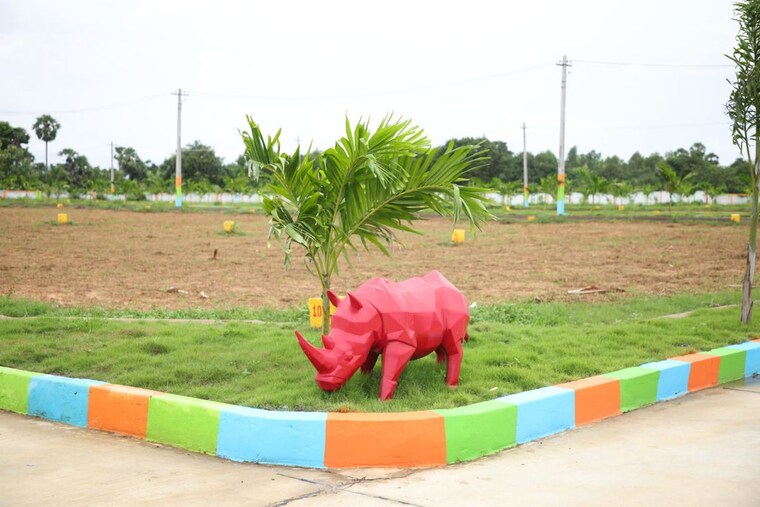 Garden, swathi-neeladhri-township  200 Sq.Yd. Plot In Bhogapuram Vizag 10517282