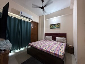 Bedroom in 1 BHK Apartment at Amrapali Dream Valley – for Rent