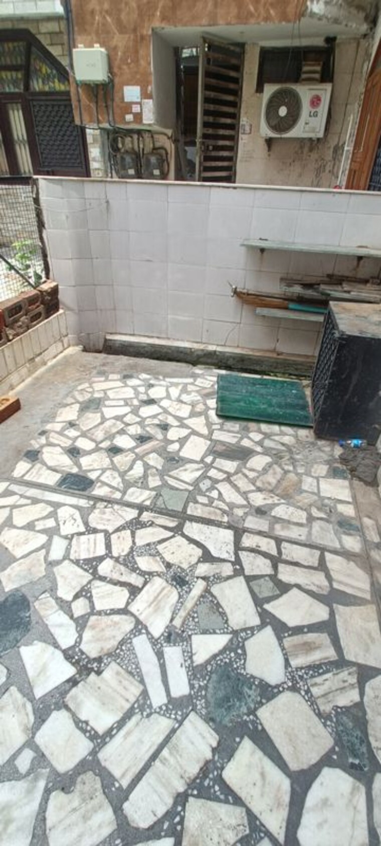 Balcony, rohini sector 8 3 Bedroom 350 Sq.Ft. Independent House In Rohini Sector 8 Delhi 10517303