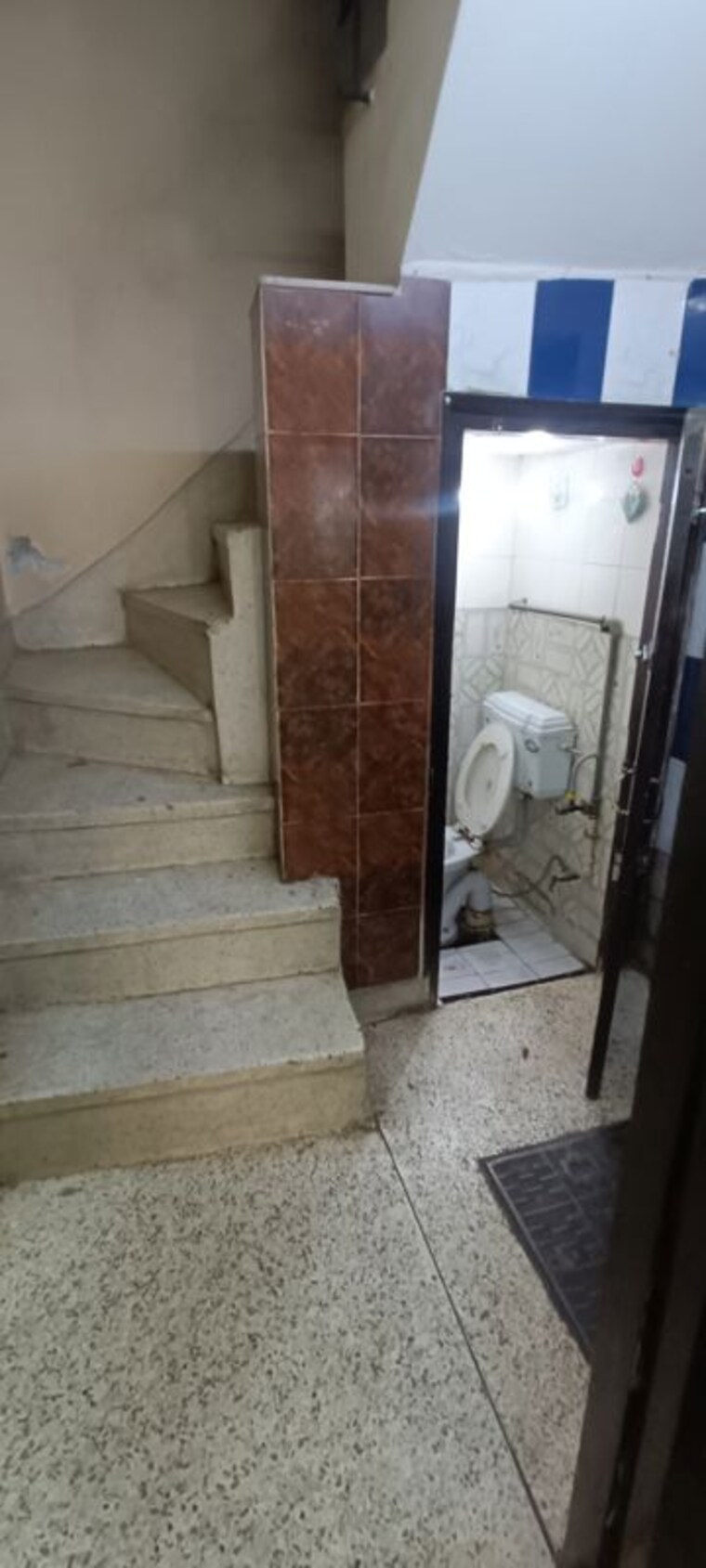 Bathroom, rohini sector 8 3 Bedroom 350 Sq.Ft. Independent House In Rohini Sector 8 Delhi 10517303