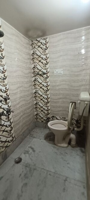 Parking in 3 BHK Independent House at Rohini Sector 8 – for Rent