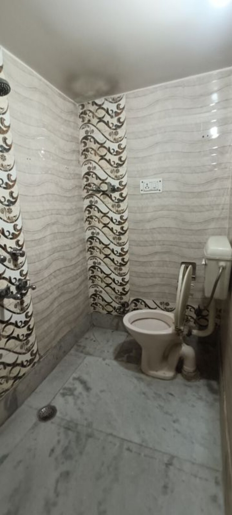  Parking, rohini sector 8 3 Bedroom 350 Sq.Ft. Independent House In Rohini Sector 8 Delhi 10517303