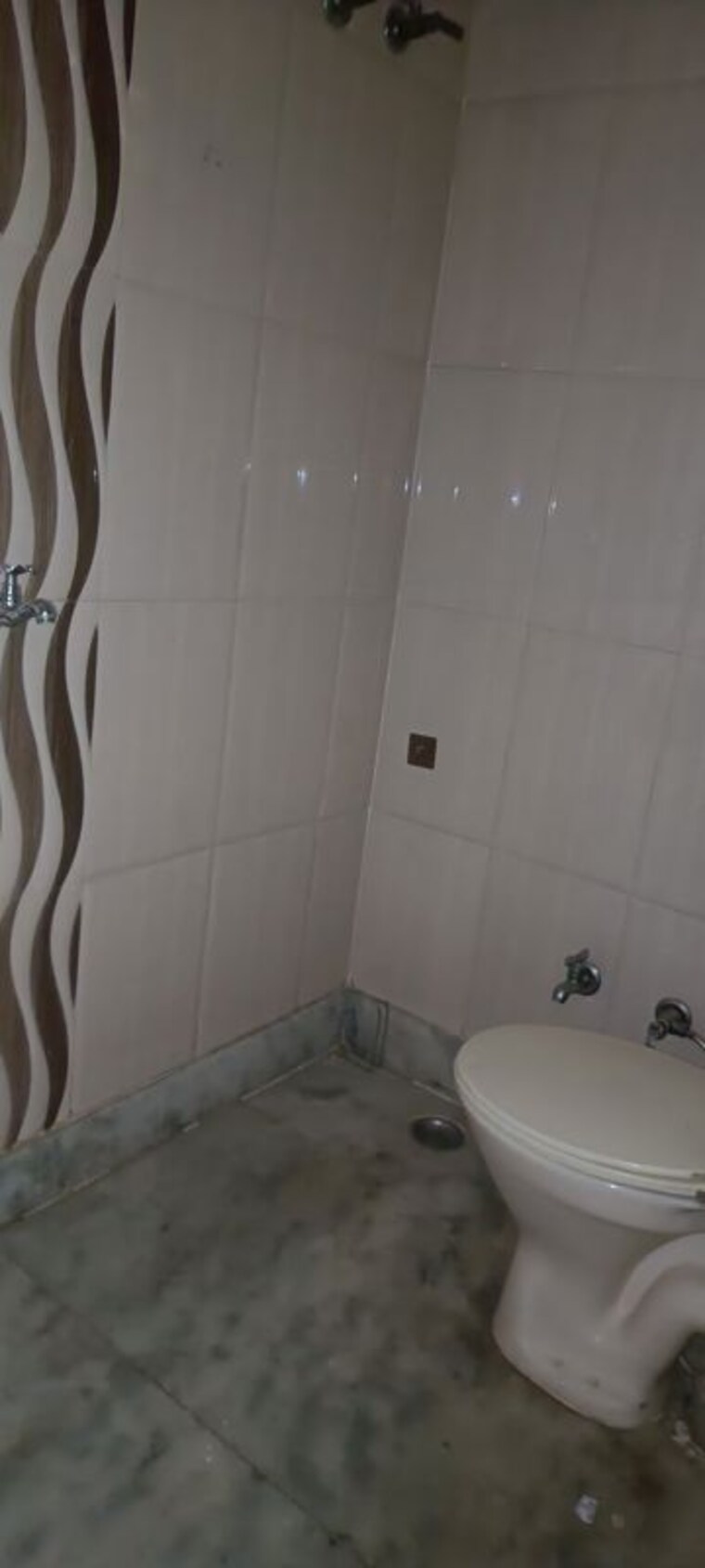 Bathroom, rohini sector 8 3 Bedroom 350 Sq.Ft. Independent House In Rohini Sector 8 Delhi 10517303