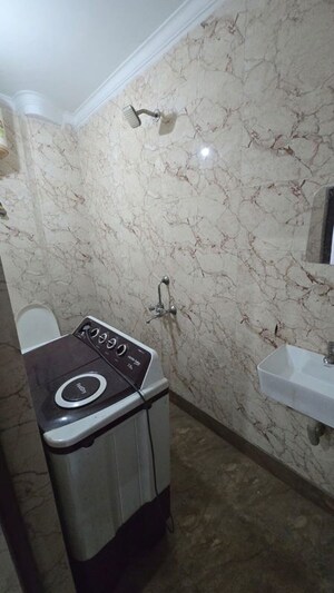 Bathroom in 1 BHK Builder Floor at Neb Sarai – for Rent