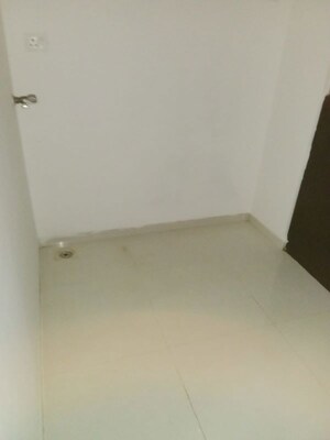 Room in 2 BHK Apartment at Cosmos Park, Ghodbunder Road – for Rent