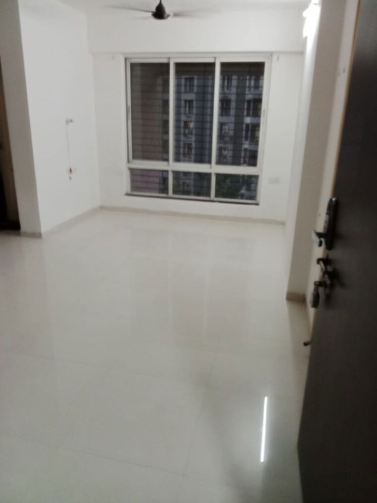 Room, cosmos-park 2 Bedroom 600 Sq.Ft. Apartment In Ghodbunder Road Thane 10517356