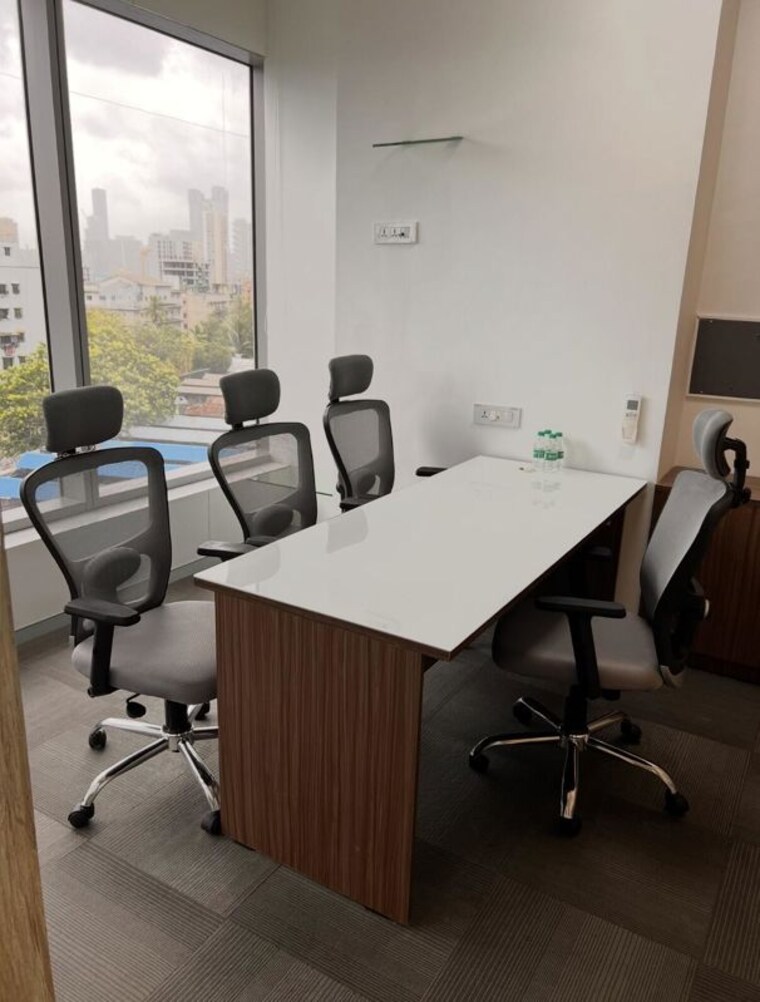 Team Area, lodha-supremus-worli Commercial Office Space 2400 Sq.Ft. In Worli Mumbai 10517372