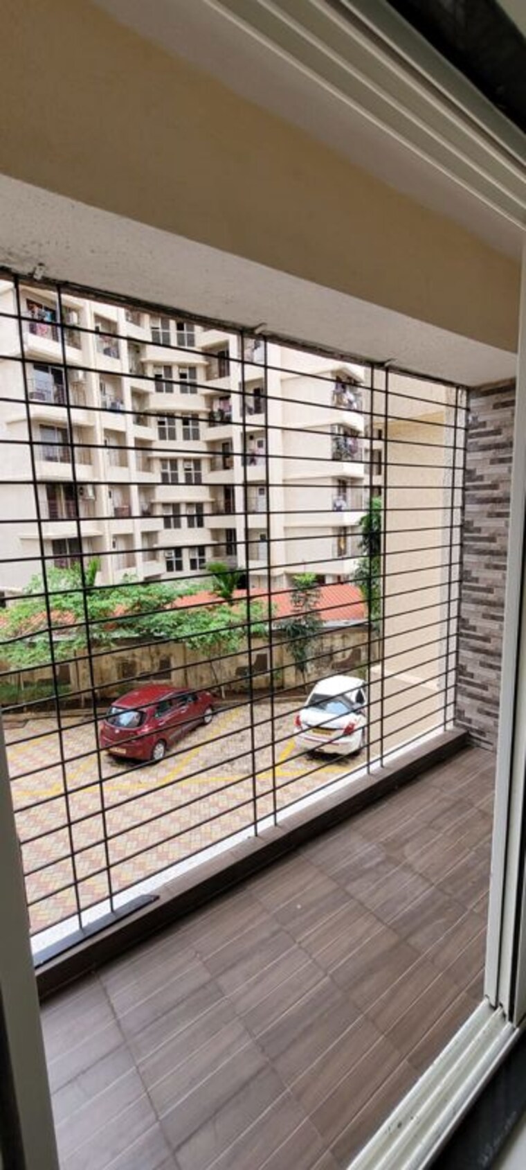 Balcony, cosmos-infinity 2 Bedroom 600 Sq.Ft. Apartment In Ghodbunder Road Thane 10517379