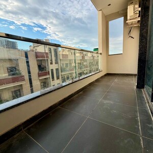 Balcony in 2 BHK Builder Floor at Sector 42 – for Rent