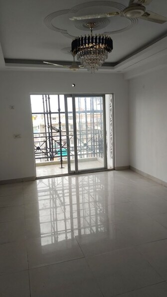 3 BHK + Servant Room 1660 Sq.Ft. Apartment in SVP Gulmohur Residency