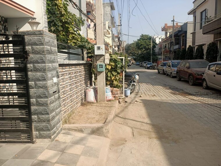 Exterior View, lohgarh 2 Bedroom 1150 Sq.Ft. Apartment In Lohgarh Zirakpur 10324183