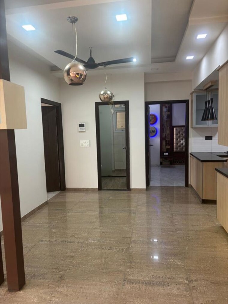 Room, gulshan-gc-grand 3 Bedroom 1556 Sq.Ft. Apartment In Vaibhav Khand Ghaziabad 10517366