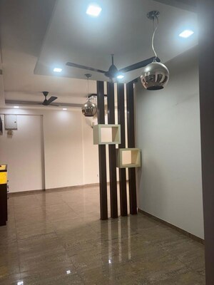 Room in 3 BHK Apartment at Gulshan GC Grand, Vaibhav Khand – for Rent