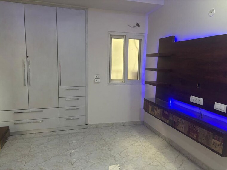 Room, gulshan-gc-grand 3 Bedroom 1556 Sq.Ft. Apartment In Vaibhav Khand Ghaziabad 10517366