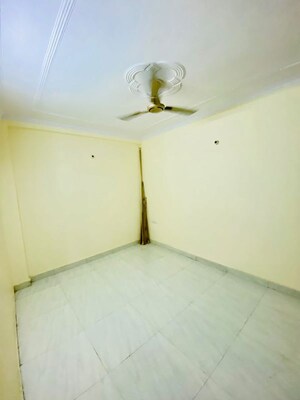 Room in 2 BHK Builder Floor at Khirki Extension – for Rent