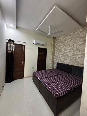 Bedroom in 3 BHK Apartment at Patiala Road – for Rent