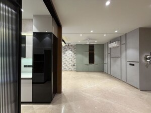 2 BHK Builder Floor For Rent in Sector 21