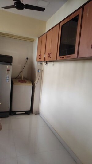 Furnished Amenities in 2 BHK Apartment at Puraniks Kanchanpushp Complex, Kavesar – for Rent