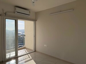 3 BHK Apartment For Rent in Godrej Emerald, Ghodbunder Road
