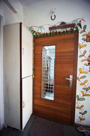 Room in 3 BHK Apartment at Gurukul – for Sale