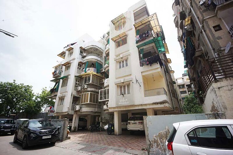 Exterior View, gurukul 3 Bedroom 190 Sq.Yd. Apartment In Gurukul Ahmedabad 10517417